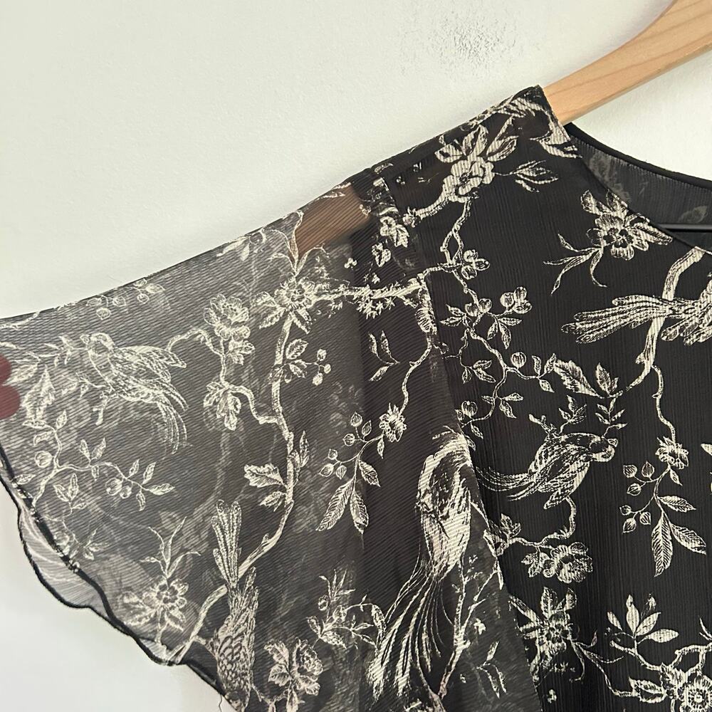 NEW Sachin & Babi Rossie Flowy Ruffle Short Sleeve Blouse Size 12 Black - Picture 7 of 7